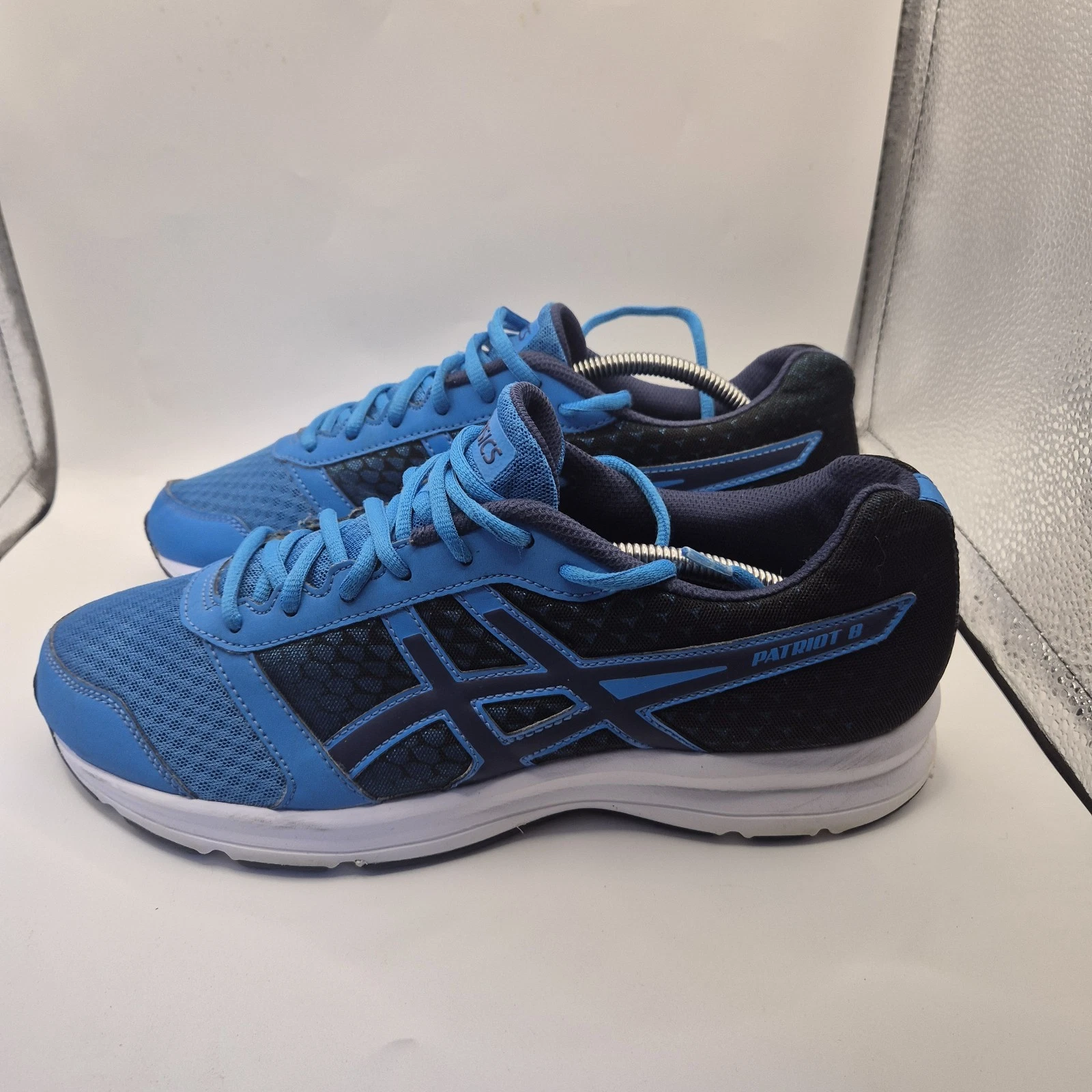 Asics Patriot 8 taglia 8 5 blu bianco navy vita attiva palestra