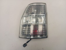 Feu arrière Mitsubishi MONTERO