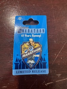2015 runDisney Disneyland Half Marathon Weekend Pin