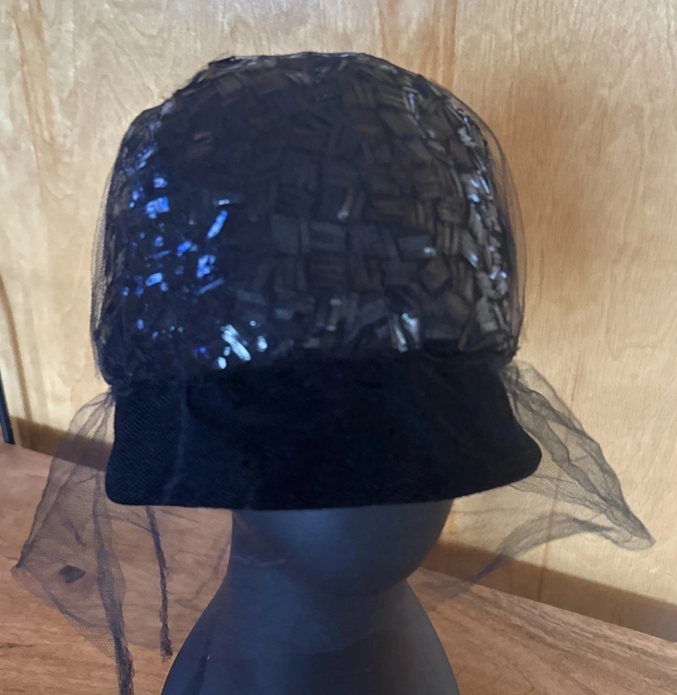 Chapeau paillettes velours noir Christian Dior années 1950 60 vintage New York LIRE derby Kentuky