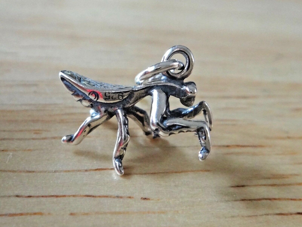 LGU Sterling Silver Praying Mantis Charm – Oxidized Insect Dangle Bead, Compatible With European Bead Bracelets/Necklaces