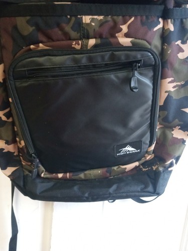 High Sierra Camo Backpack Camping Hiking Outdoors - Picture 2 of 9