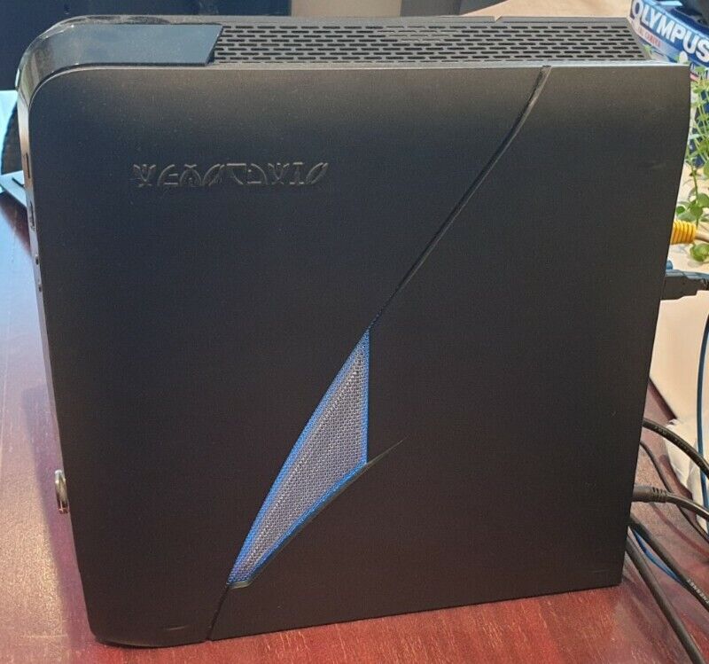 Alienware X R2 i5  GTX  6GB GB RAM 1TB SATA SSD