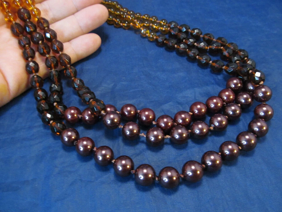 *Collar Multi Hilo Perlas Simuladas Vidrio Marrón y Ámbar Coldwater Creek Foto 2 de 4