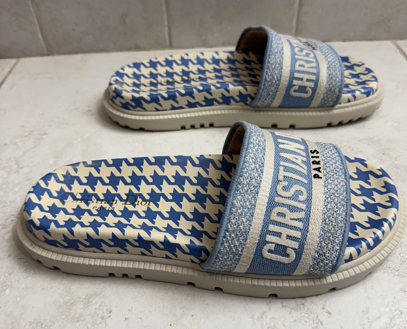 Women's Christian Dior Paris Cornflower Dway Embroidered Slides Sandals Size 37 image 3