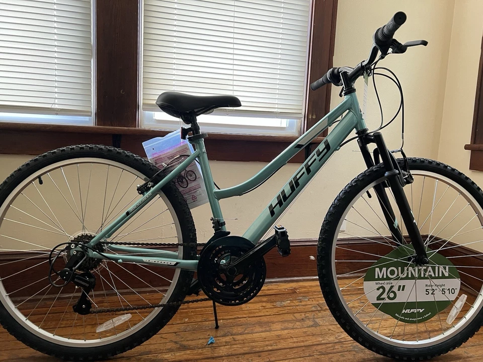 Bicicletas nuevas nunca usadas talla 26 para vender con casco solo 110 $ Foto 2 de 4