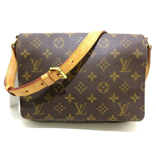 Auth LOUIS VUITTON Musette Tango Short 