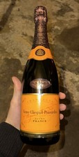 champagne veuve clicquot ponsardin BRUT reims france cuvee'  SAINT PETERSBOURG