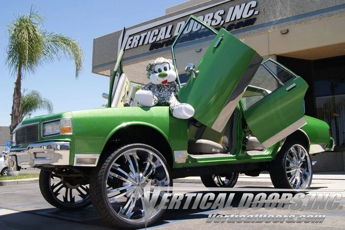 Puertas verticales - Kit de puerta vertical Lambo para Oldsmobile Cutlass 1978-88 Foto 2 de 3