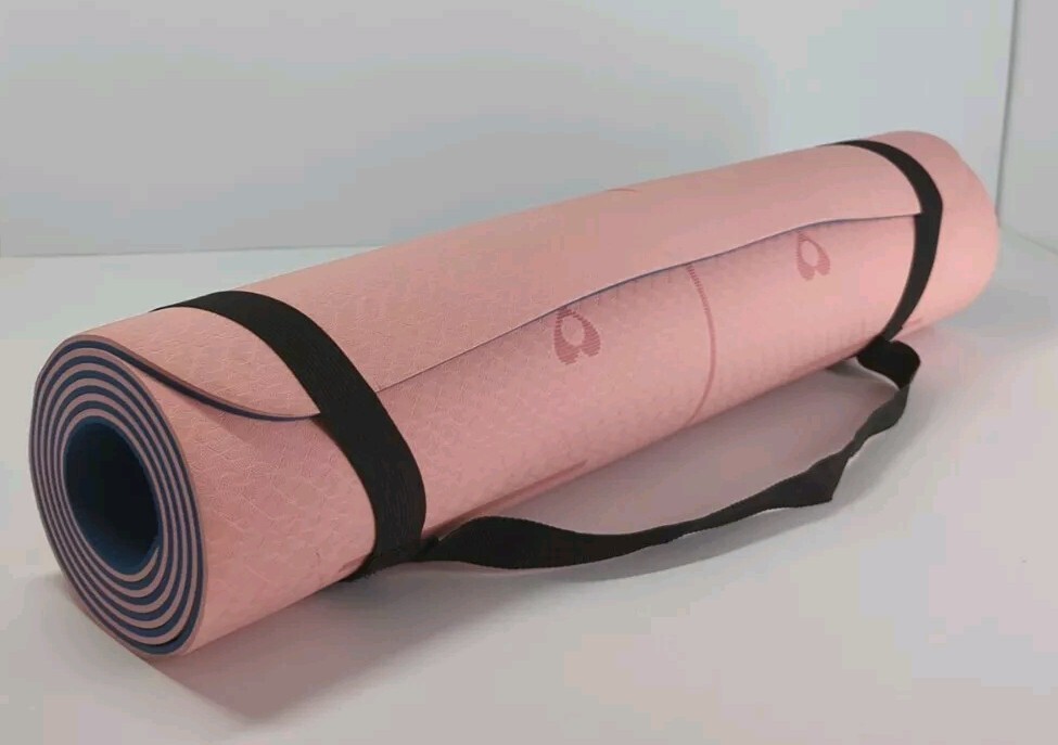 Hochwertige Yogamatte Fitnessmatte Maße 183 cm X 61cm dicke 0.5cm