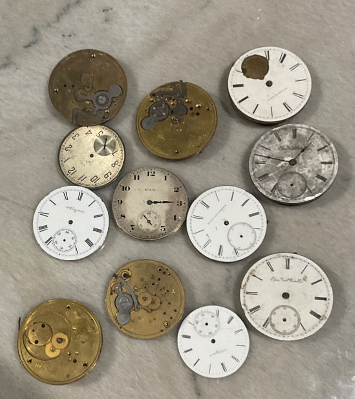 Elgin Watch Company Elgin Ill. Pocket Watch Movements lot for parts
