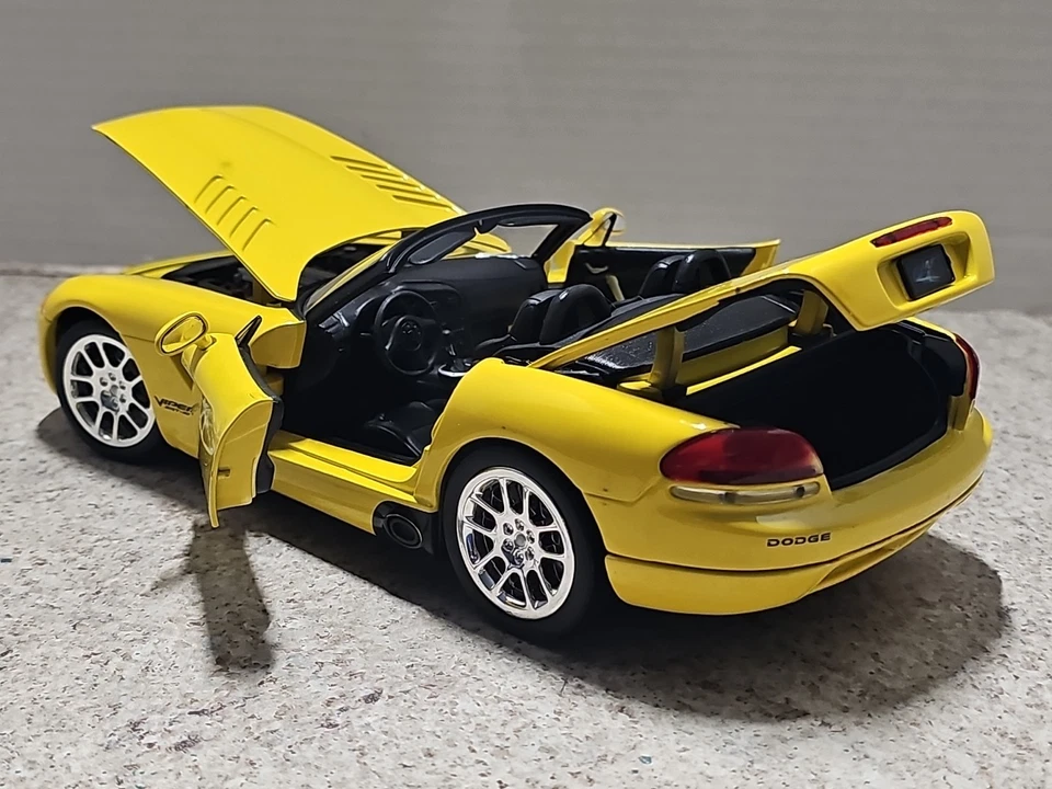 Dodge Viper SRT-10 2001 Ertl Fast & Furious 1:18 coche fundido a presión suelto, sin caja  Foto 4 de 4