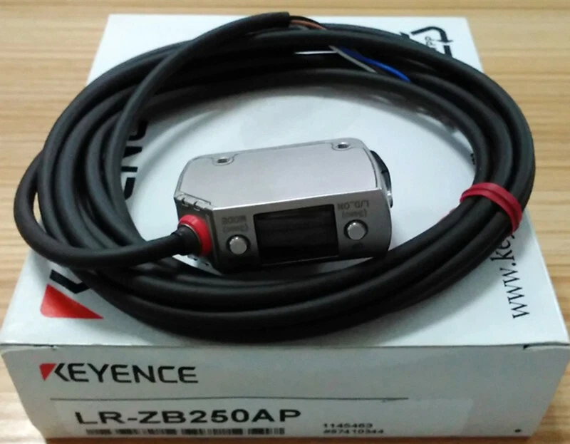 One Keyence LR-ZB250AP Laser Sensor New In Box US Free TAX  US Free TAX - Image 3 of 3
