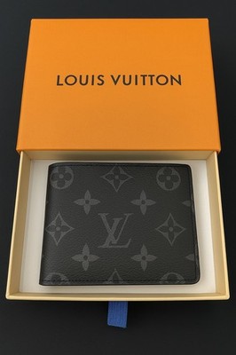 Men s Luxury Style Black Wallet   Classic Designer Look, High Quality