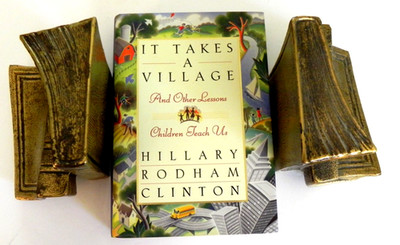 It Takes a Village By Hillary Clinton SIGNED COPY  1996 HCDJ