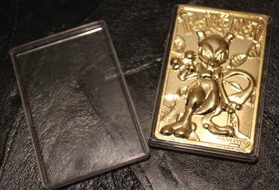 1999 nintendo 23k gold pokemon card mewtwo 150 Pokemon 23K Gold-Plated Trading Card Limited Edition main image 1