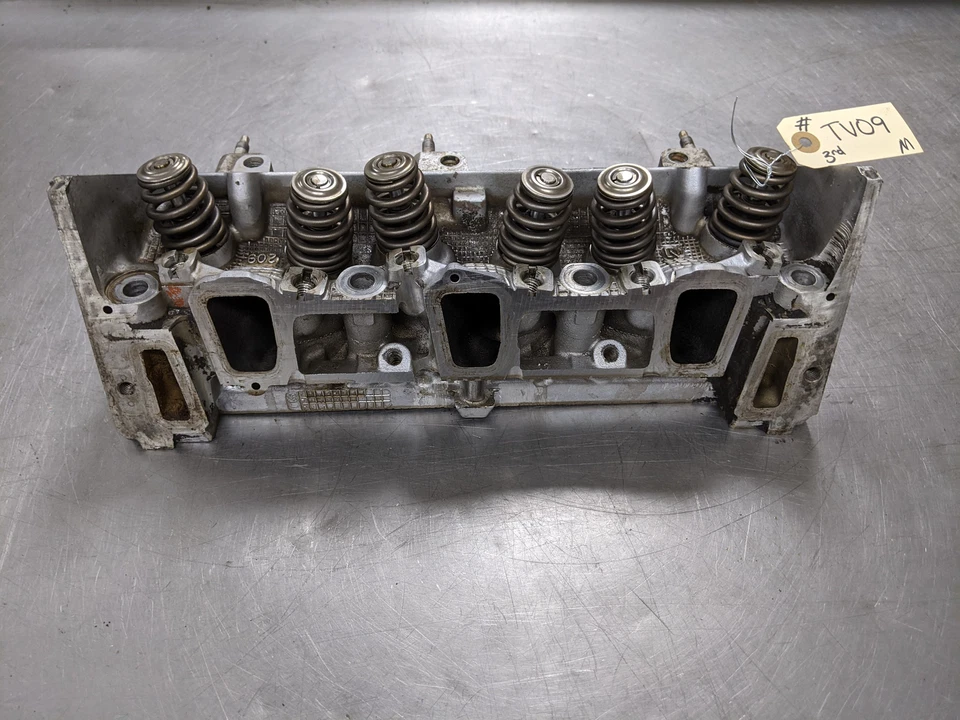 Головка блока цилиндров от 2002 Buick Rendezvous 3.4 24507487 газ - Изображение 2 из 4
