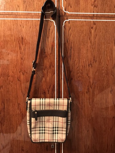 burberry nova check messenger bag