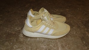 adidas b37972