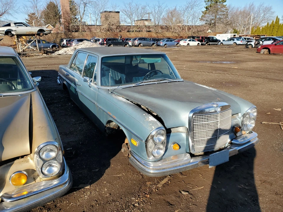 1969 - 1972 Mercedes 280SEL Chrome Grille OEM Foto 2 de 4