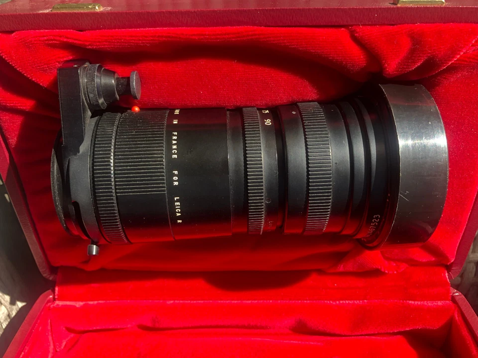 Angenieux Zoom 45-90mm F2.8 for Alpa w/ Orginal box Shade two Cap Mint- - Image 2 of 4
