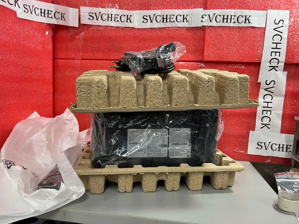 ViewSonic Projector Model PJD5255 3300 Lumens XGA HDMI Bundle w/Remote Control - Image 2 of 4