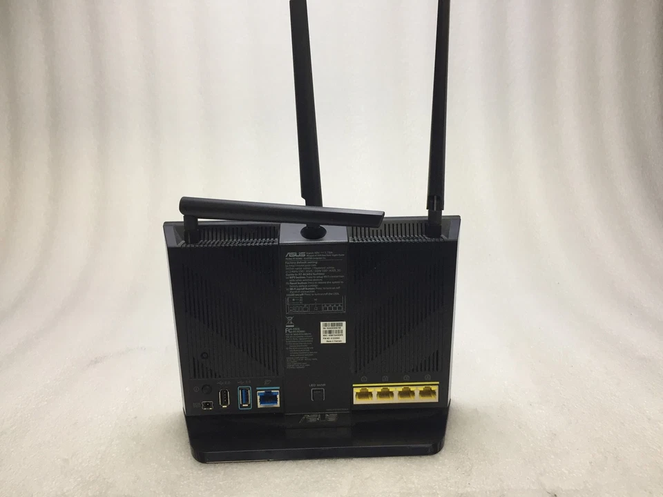 ASUS AC1900 4 Port Dual Band Wireless Gigabit Router  RT-AC68U w/ Adapter - Image 4 of 4