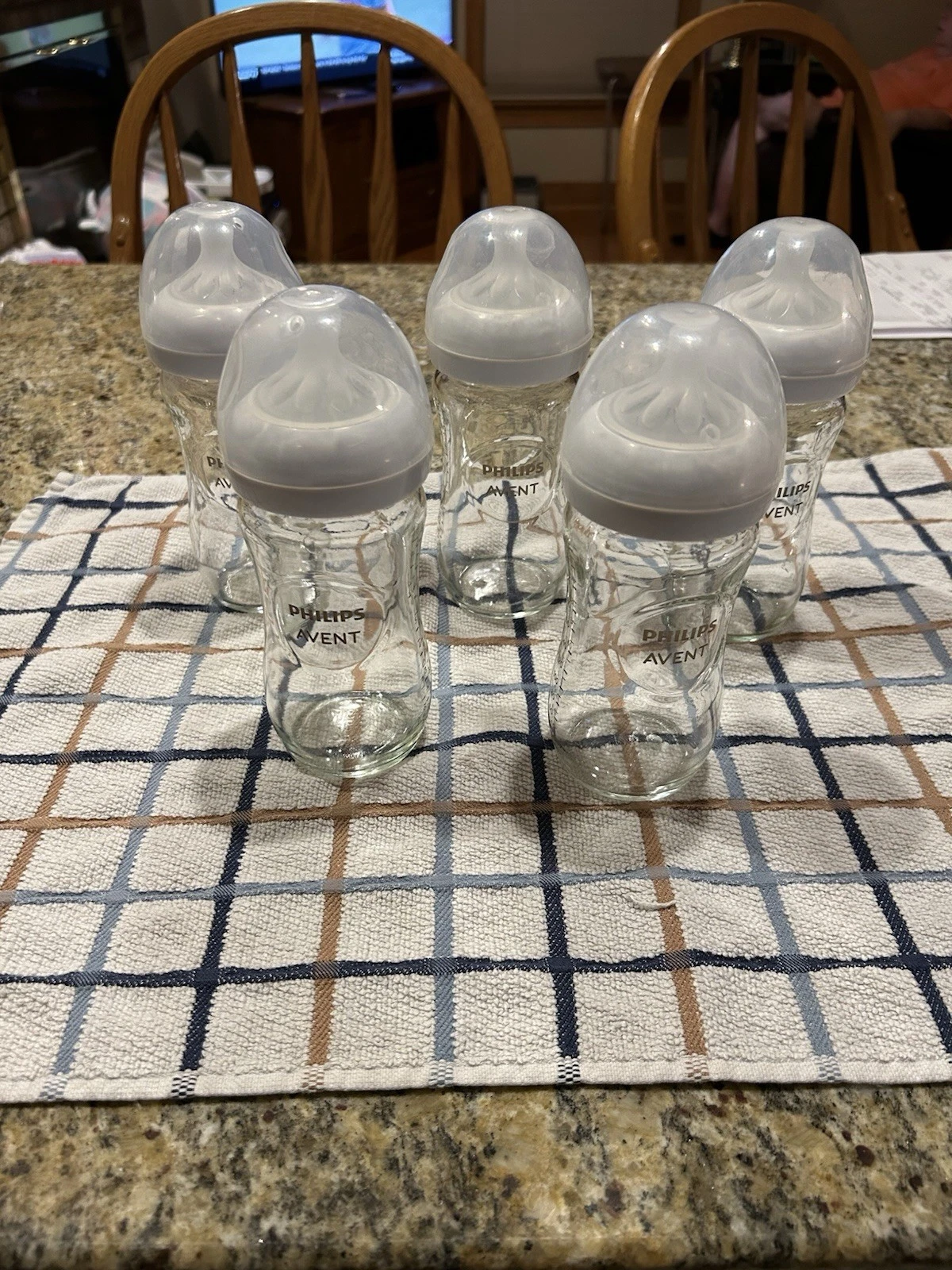 Phillips Avent Glass Baby Bottles With Lids