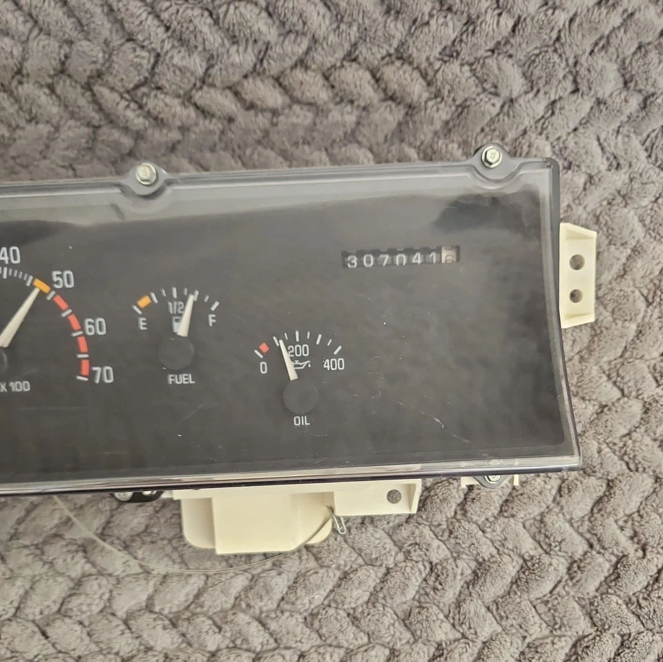 Cuadro de instrumentos velocímetro 1991-1993 Buick Roadmaster 25089729 Foto 2 de 4