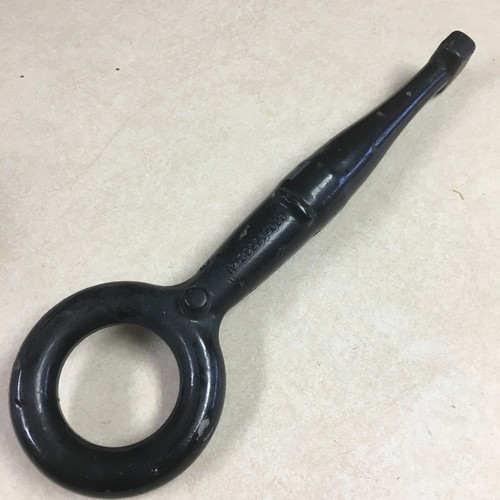 Freightliner Tow Hook 15-29337-000