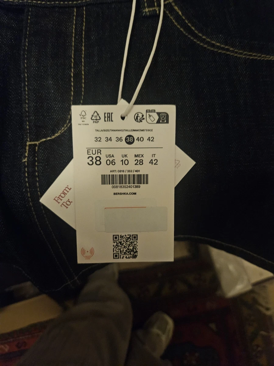 Minifalda vaquera Bershka talla 38 (S) Cupido corazones bolsillos nueva con etiquetas