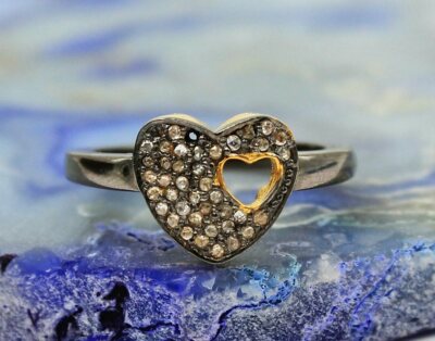 Pavé Diamantring Herzform Fancier Diamantring 925 Silber Geburtstagsgeschenk.