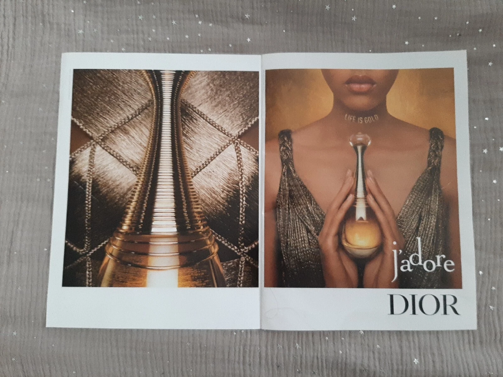 Publicité papier Parfum. Perfume Ad Dior J'adore de 2021