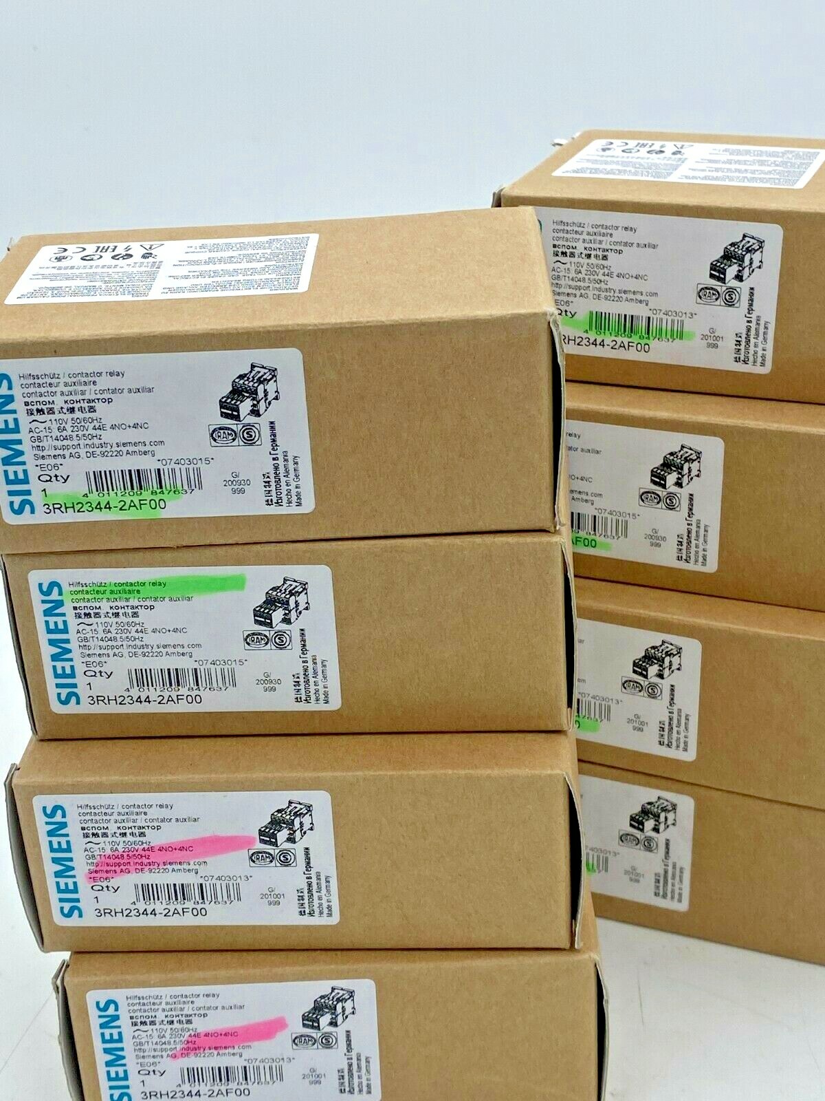 Contacteur Siemens 3RH2344-2AF00 avec 4 NO et 4 NF 110V AC