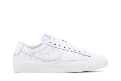 Level SS/New -Nike Wmns Blazer Low LE 'Triple White' AV9370-111