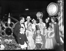 Hollywood Premier Wizard of OZ August 15, 1939 Framing Print 8 x 10 Reproduction