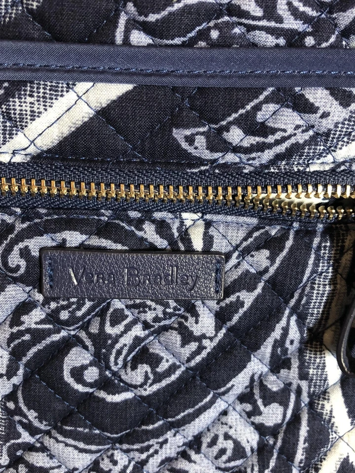 Bolso de Mano Vera Bradley Acolchado Azul Marino Blanco Paisley Bolso de Hombro Cremallera Mediana Foto 2 de 4