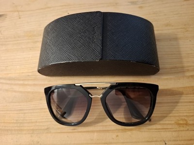 Prada Sonnenbrille SPR 13Q 1AB-0A7 54-20 Schwarz Gold + Etui