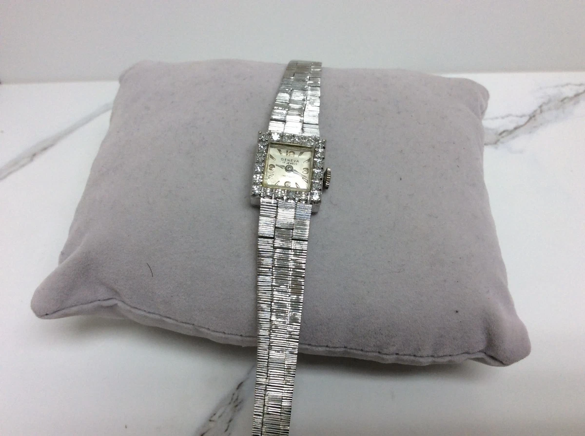 Vintage Geneva 17 Jewels Women’s Watch Silver Band Silver Face (Needs a Battery) Vintage Swiss ladies watch for sale main image 4