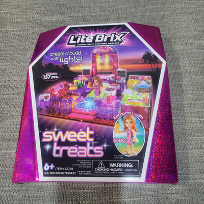 Lite Brix Light up SWEET TREATS by Cra-z-art, super light building system