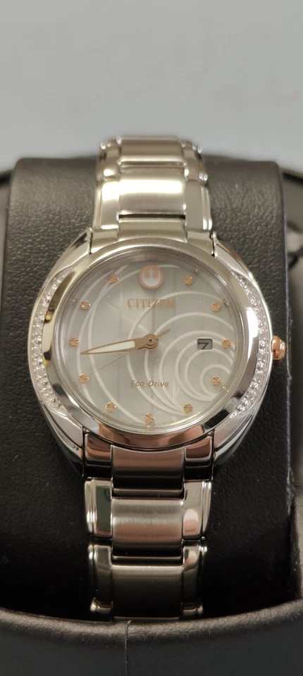 Citizen Mujer Eco-Drive EW2251-81W Princess Leia Edición Limitada 985/1977 Foto 3 de 4