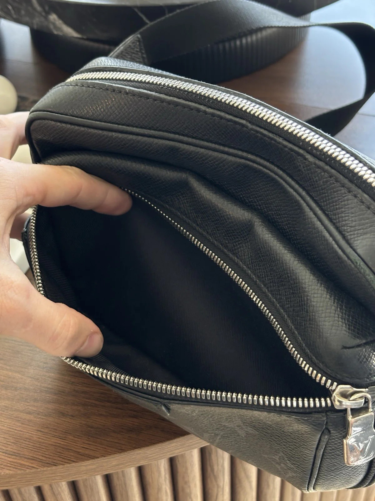 LOUIS VUITTON Authentic Monogram Eclipse Fannypac… - image 6