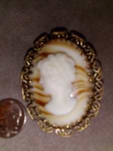 Vintage Large Carved Shell Cameo Brooch Gold Filled GF,  New York Excellent