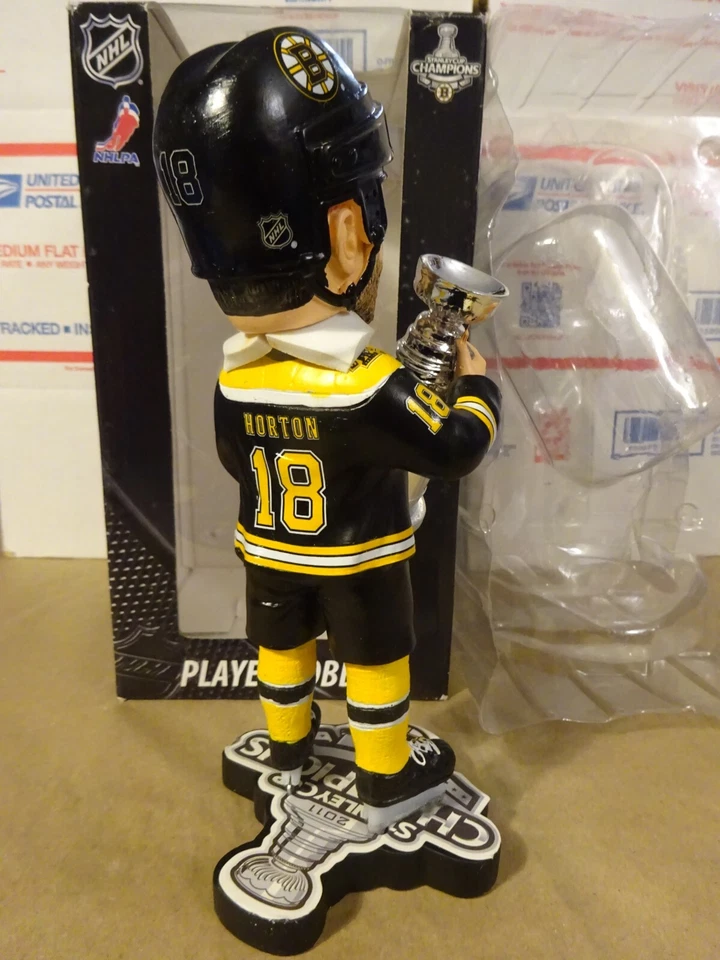 Nathan Horton Boston Bruins Stanley Cup Bobblehead - Image 3 of 4