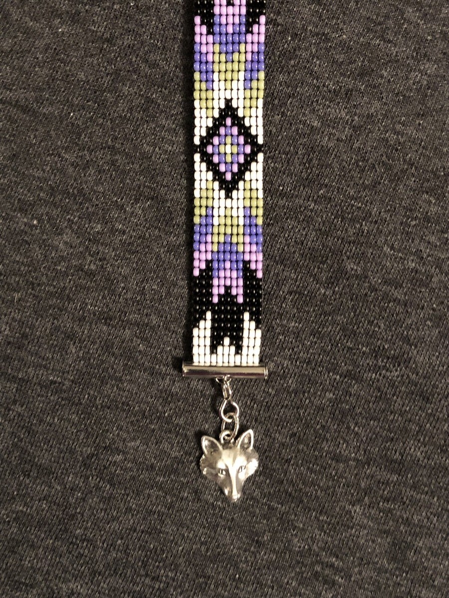 Loom Beaded Keychain Handmade Seed Beads Silver Plated Wolf