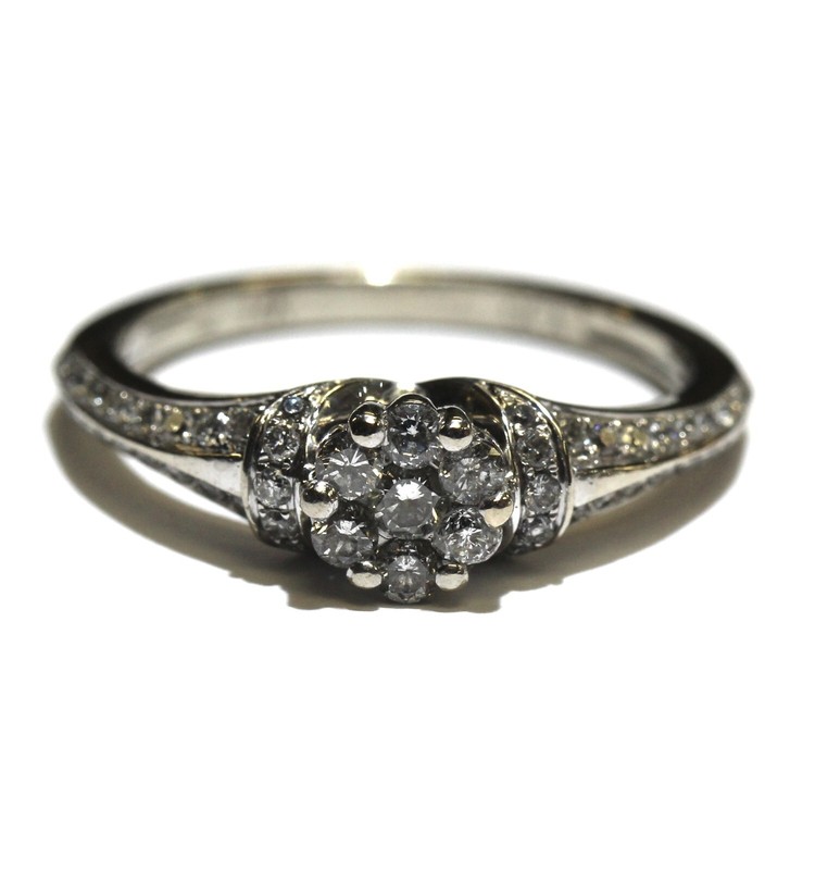 14k white gold .48ct SI1-2 H halo round diamond cluster engagement ring 3g 7.5