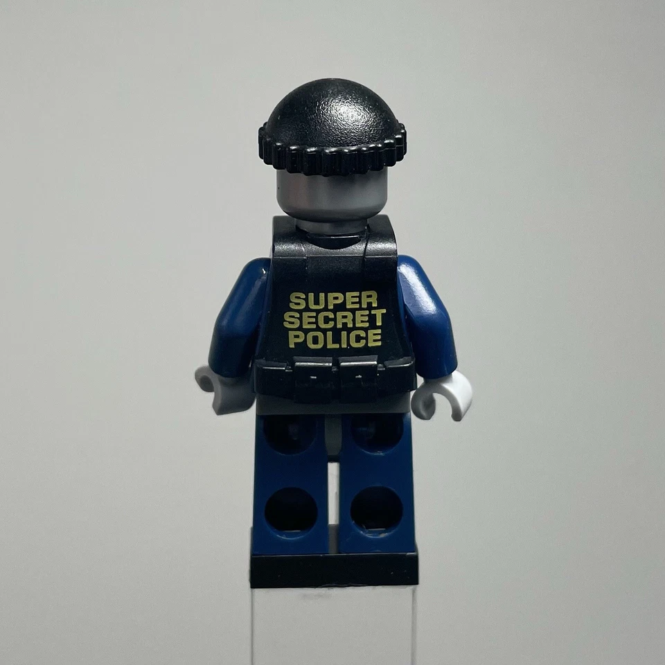 LEGO Minifigure Robo SWAT The LEGO Movie Authentic Genuine 70808 - Image 2 of 2