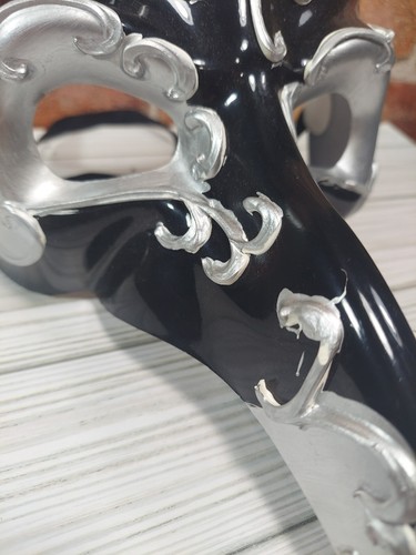 Beistle Black & Silver Long Nose Mask Mardi Gras Halloween Adult Tie Back - Picture 4 of 6