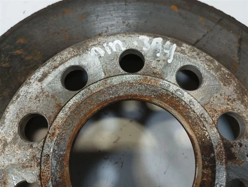 Rear Rotor from 2013 Volkswagen Tiguan 11229480 - Image 2 of 4