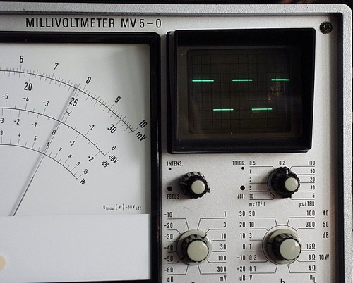 Grundig MV5 O + KM5A Klirranalisator Bestzustand NF-Meßplatz NF-Voltmeter - Bild 11 von 17